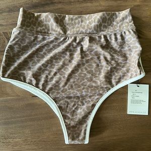 ACACIA - Olive Bottom. S. Sahara print.